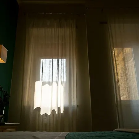 Daydreaming House 2*